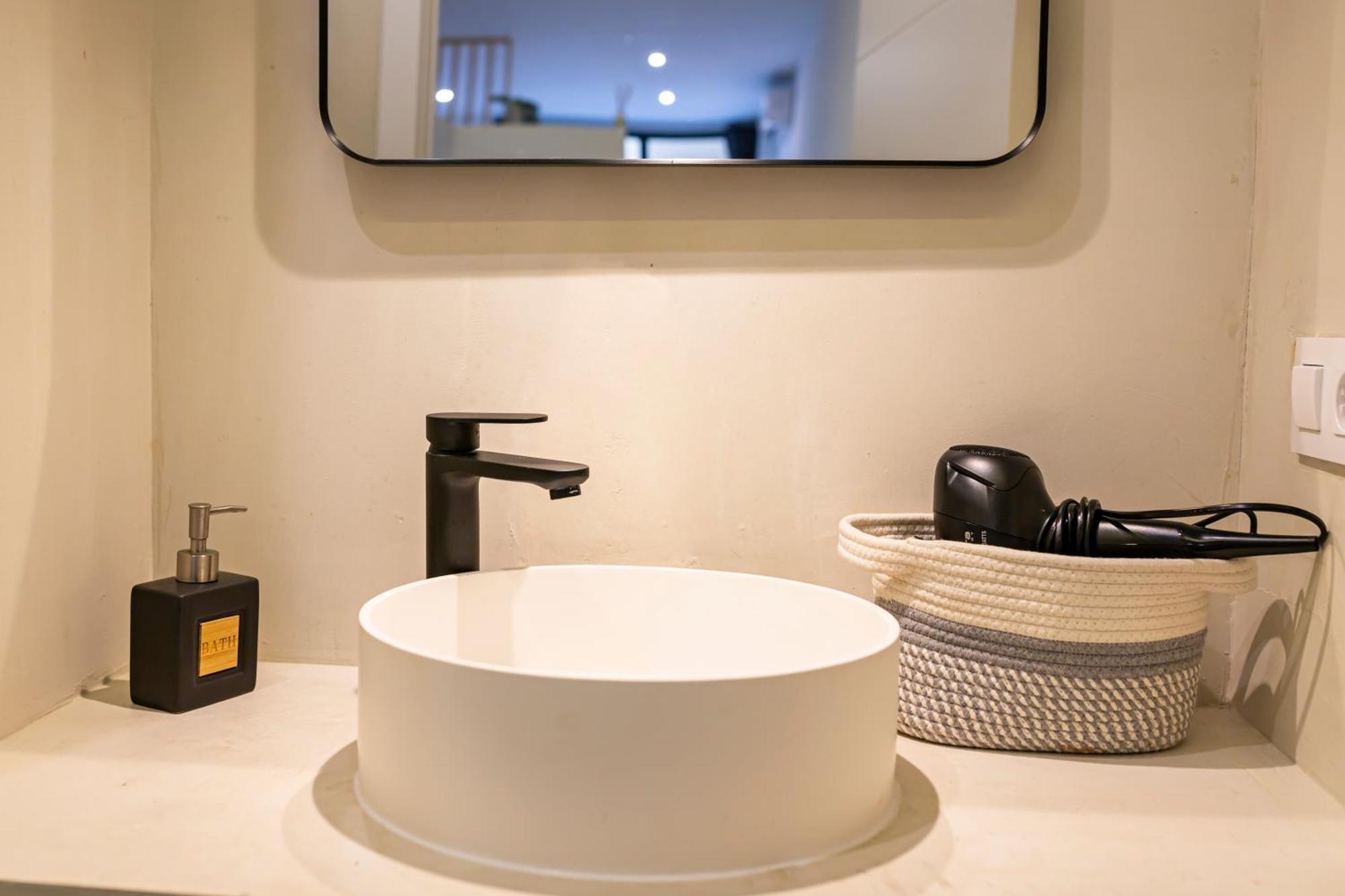 Resolana Suites Seville Luaran gambar